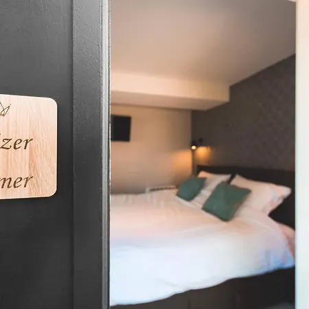 Hof Ter Koningen Bed & Breakfast *